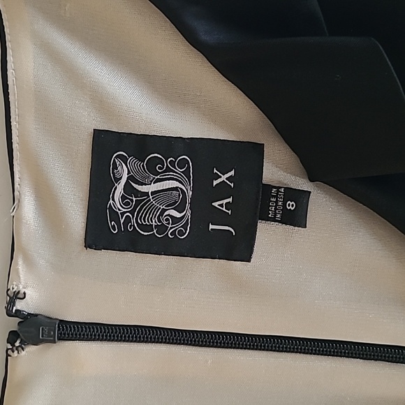 Jax knee-length black evening dress, size 8 - Picture 6 of 8